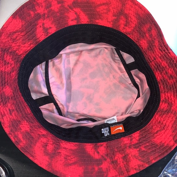 Air Max Bucket Hat Red - Picture 2 of 4